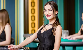 Giá trị cốt lõi: Khách hàng là trung tâm